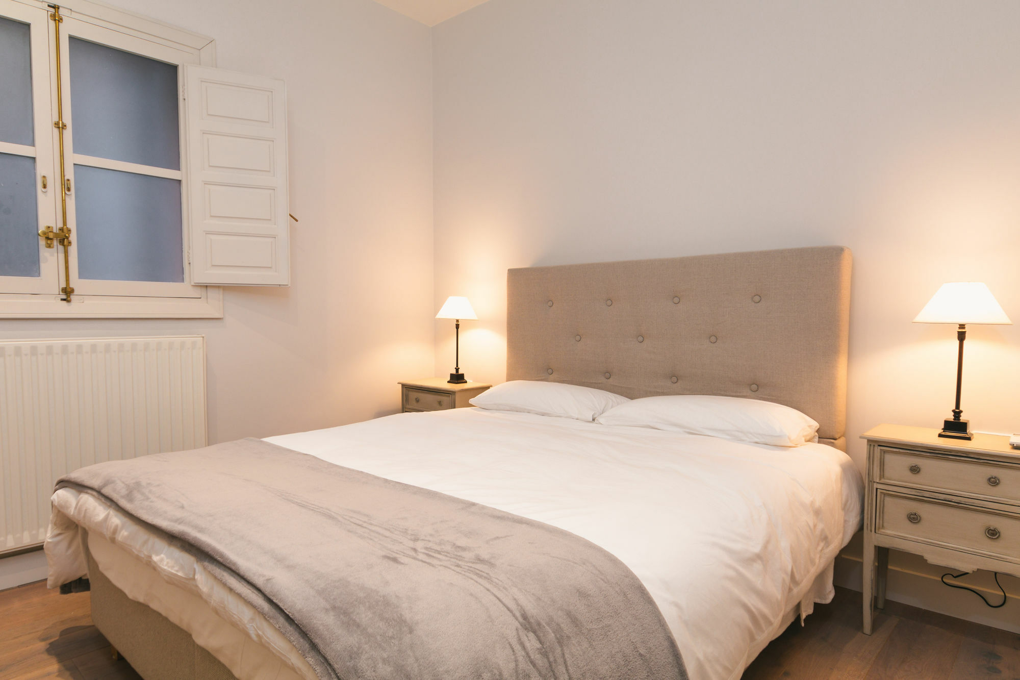 PYR Select Plaza Santa Ana Apartment Madrid Exterior foto